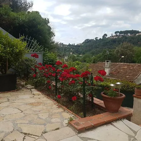 Lou Souleu Apartment